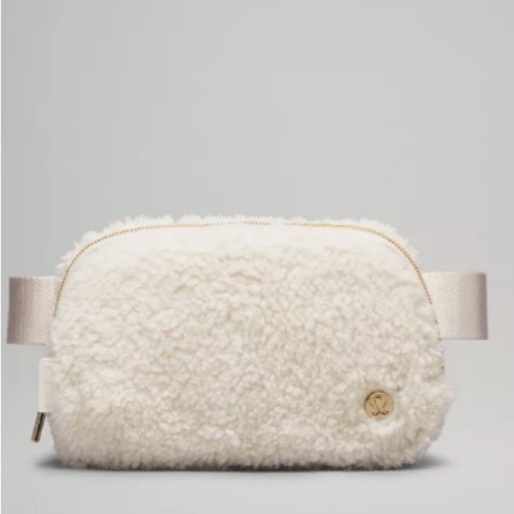 lululemon belt bag fleece